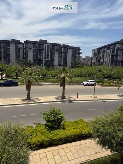 For rent in Madinaty, a new law apartment of 330 sq m in B8, with special finishing, a clear open sea view, very close to services, steps from South P
