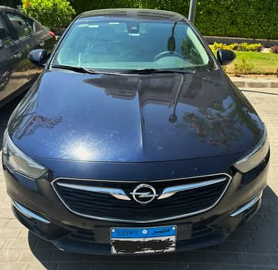 Opel Insignia 2019 Highline فابريكة بالكامل