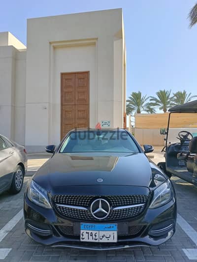 سيارات للإيجار