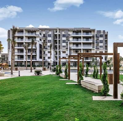 Ready-to-move-in apartment - fully finished and ready to move in - in the heart of Mostakbal City - minutes from Madinaty