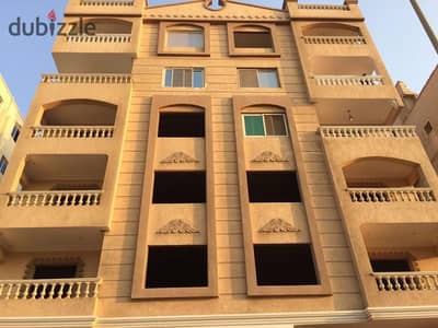  شقة 177م للبيع بالمستثمر – مدخل زايد 4 | واجهة بحري | بجوار Z Gate وSpain Mall