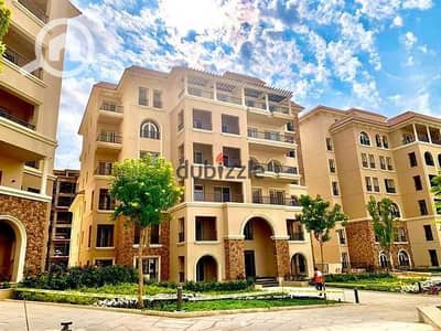 شقة للبيع استلام فوري بجاردن بكمبوند 90 افينو 90 Avenue Compound تشطيب الترا سوبر لوكس  على شارع التسعين الجنوبي مباشرة ، بجوار الجامعة الأمريكية