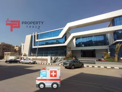 Clinic for sale immediate takeover view on the plaza in a complete medical building hospital license