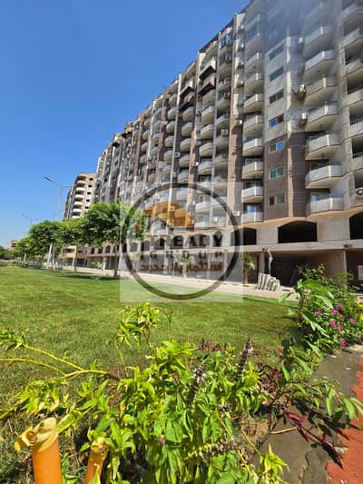 An administrative headquarters in a location that suits you in the Yasmin compound next to downtown steps from Mohandessin and the Corniche, a few minutes from Nile City Towers and Zamalek