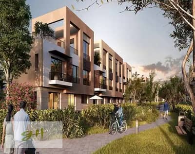 Town house for Sale in District 5 Compound New Cairo
