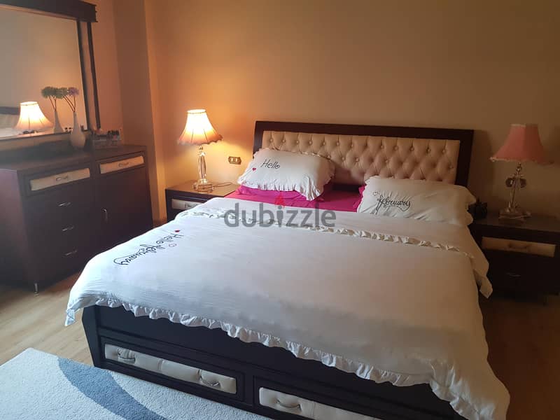 very clean bedroom 5