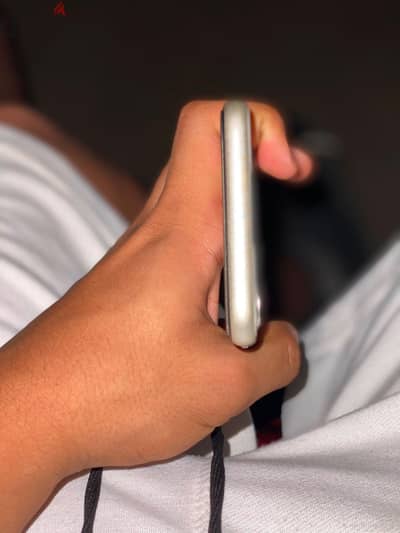 آبل - آيفون 11