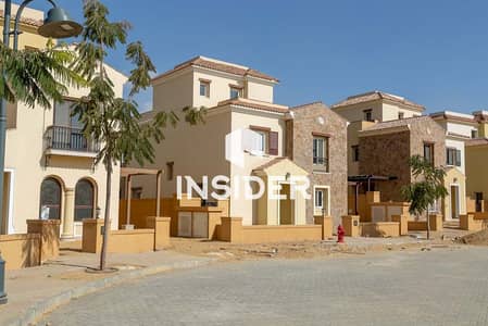 تاون هاوس مفروش بالكامل 286م فيو لاند سكاب للبيع في ميفيدا - القاهره الجديدع