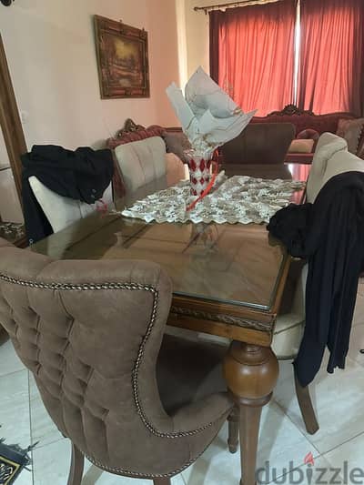 سفرة بحالة جيدة استخدام بسيط