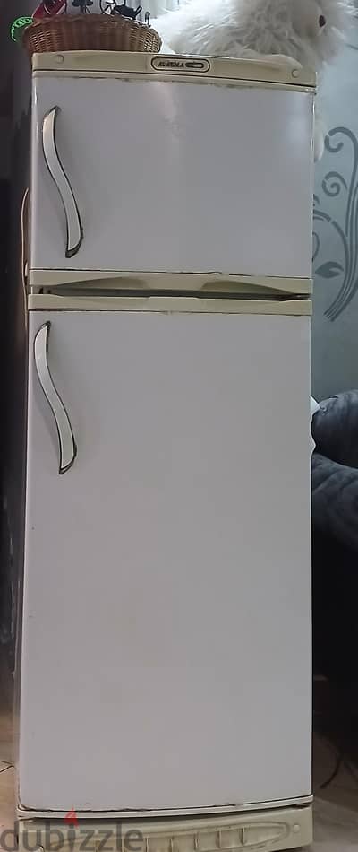 تلاجه الاسكا للبيع ٦٠٠٠