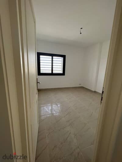 Apartment for rent under new law in b15