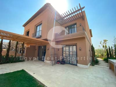 Townhouse for sale in village west pay over 4 years deliver now bahary corner very prime location