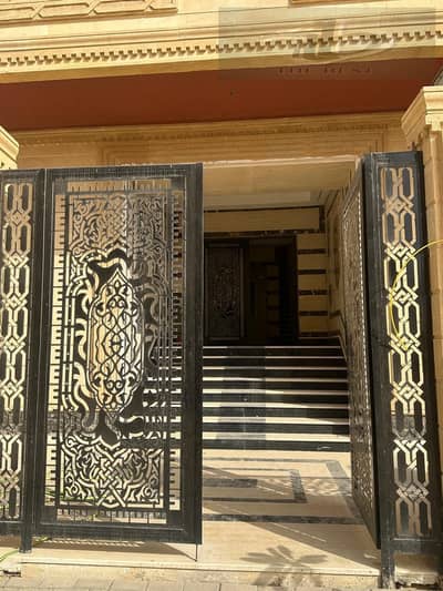  Duplex for sale in Al-Andalus 2 – New Cairo | Distinctive strategic location   A wonderful opportunity to own a duplex within a villa in one of the best areas of New Cairo, with a location