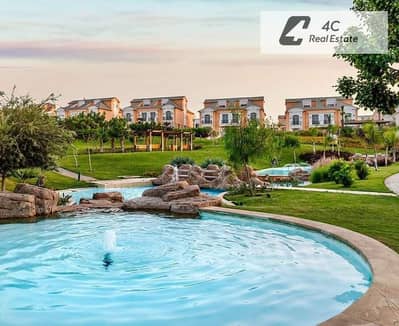 بأقل من سعر السوق تاون هاوس كورنر للبيع  ٢٧٠ م استلام فورى فى موقع مميزفيو على لاند سكيب  في ليان صبور، القاهرة الجديدة