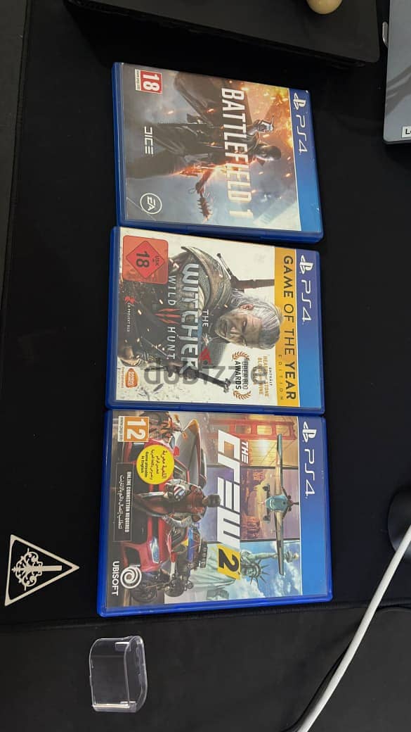 PS4 Slim 1TB 2