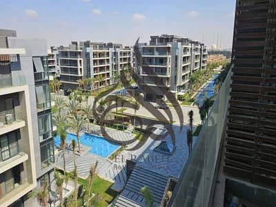 شقه بحديقه للبيع في الباتيو اورو التجمع الخامس موقع متميز و اقل من سعر السوق EL Patio ORO