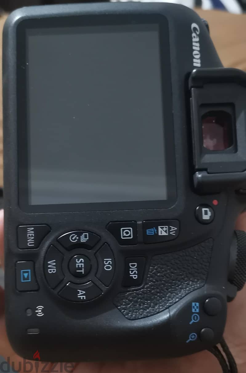Canon EOS 2000D DSLR Camera + Original 18-55 mm lens 2