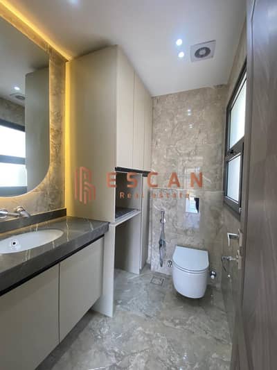 Apartment for sale in Madinaty B15, prime location, special finishng , kitchen included.