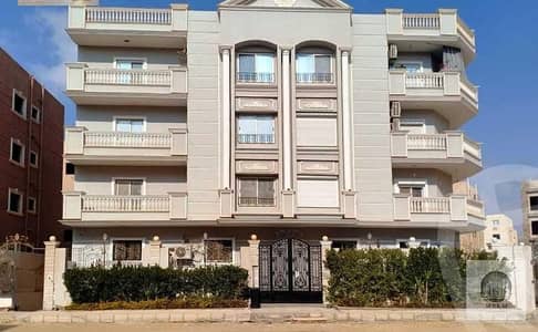 Apartment for sale in Andalus 1, 170 sq m, 4th floor, elevator, 3 bedrooms and 2 bathrooms, semi-finished, prime location, corner unit with garden vie