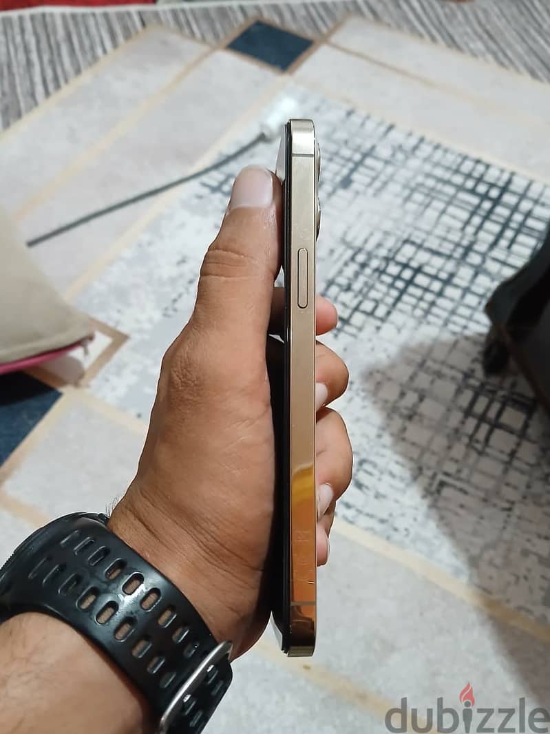 IPhone 12 Pro Max 5