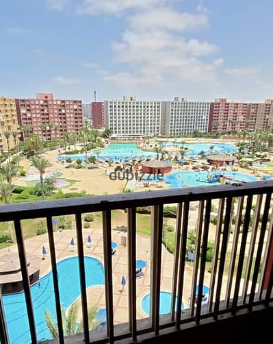 For sale in Porto Golf with a sea view from the owner, 3 air-conditioned rooms and 2 bathrooms