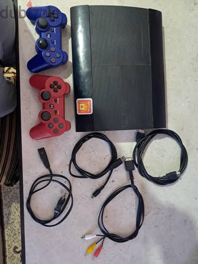 512 gb ps3 بلايستيشن 3 بحالة ممتازة متبرشم