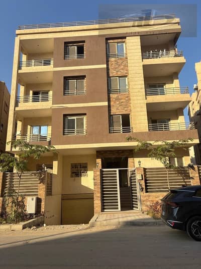 Apartment for sale in the New Lotus - Fifth Settlement | Steps from Club Street   A unique opportunity to own a large apartment in one of the best locations in the New Lotus, near