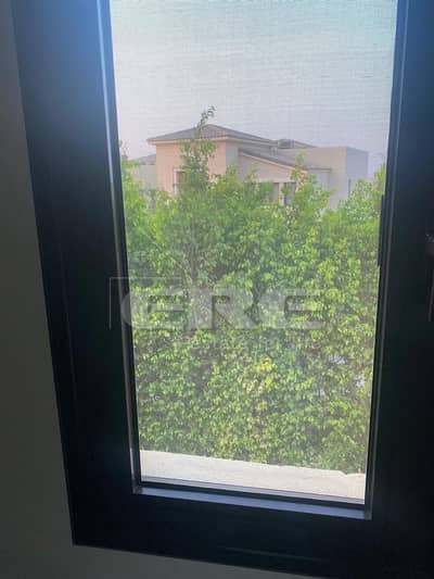 Twin house for rent in Uptown, first used