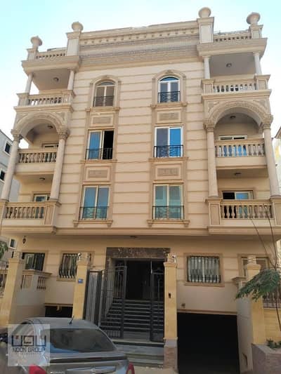 Apartment for sale in the Al-Andalus district, Fifth Settlement; prime location on a main street.