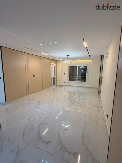  For Sale: 124m² Apartment in B6   Luxury Finishing | Group 63