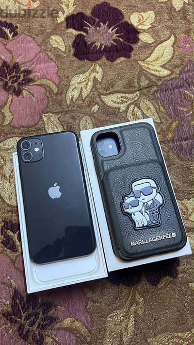 Apple - iPhone 11