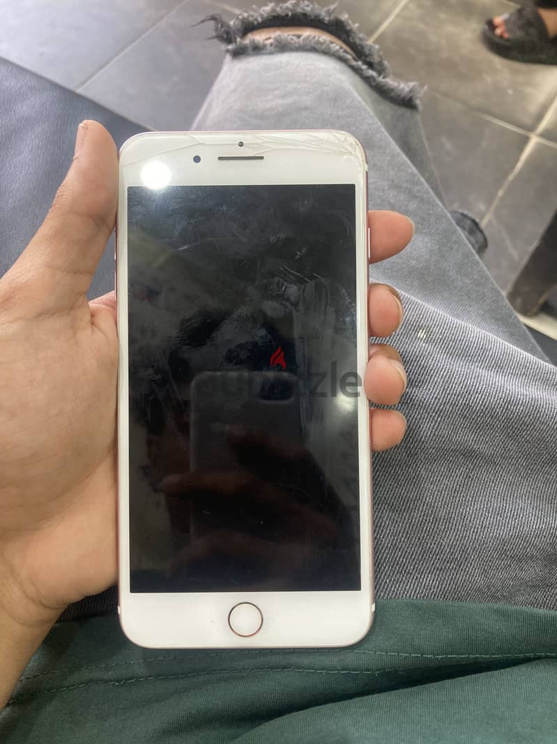 آبل - آيفون 7 بلس 1