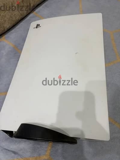 playstation 5 مع العاب واشتراك plus extra 6 شهور