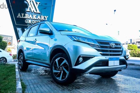 تويوتا راش 2023 تويوتا - راش  2023 1500cc 7 SEATS -  8000 km