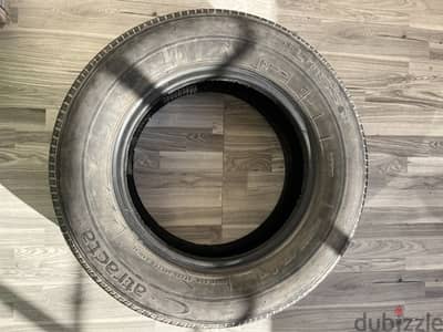 فردة كاوتش مستعملة لانوس شيفرولية تركي مقاس ١٣ lassa atracta 185/70R13
