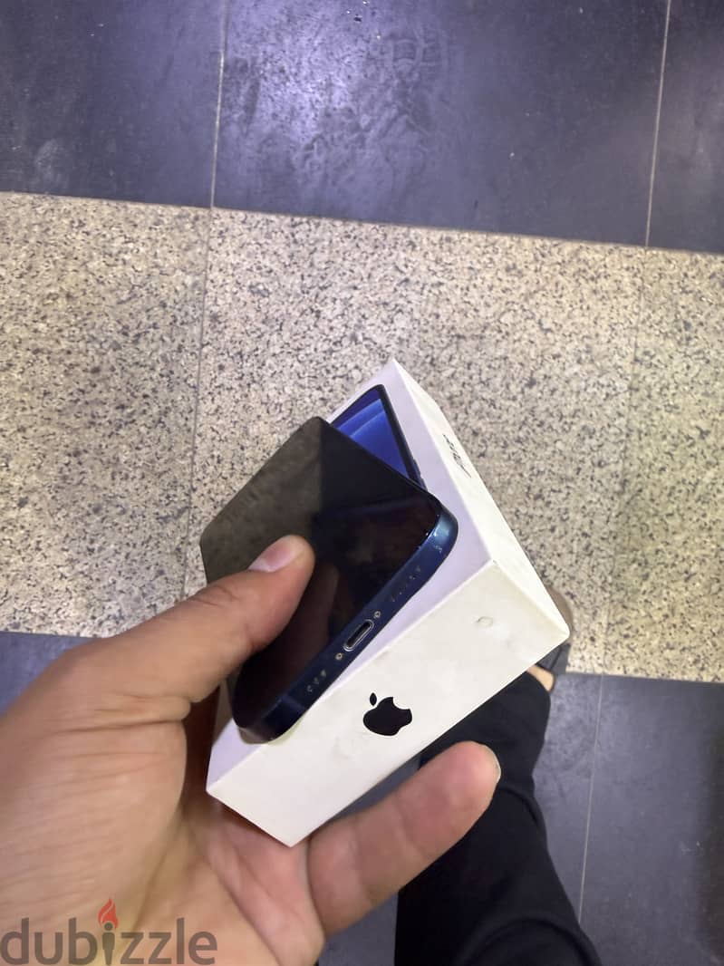 Apple - iPhone 12 6