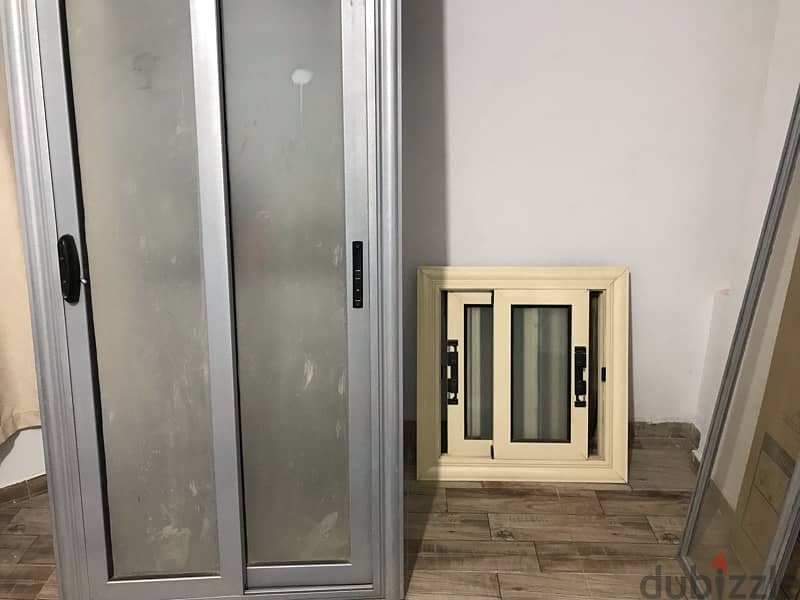 اغراض للبيع 1