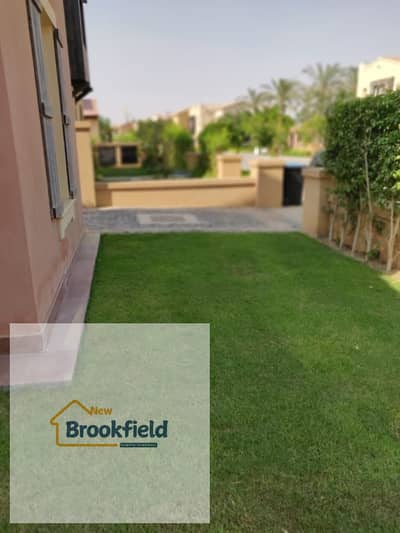 فيلا ستاند الون كورنر للايجار بالمطبخ والتكييفات فى كمبوند ميفيدا التراسوبر لوكس  Mivida Standalone Villa – Prime Corner Unit