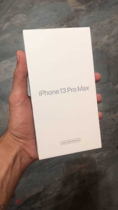 iphone 13pro Max جديد متبرشم  مساحه 1تيرا بضمان سنه
