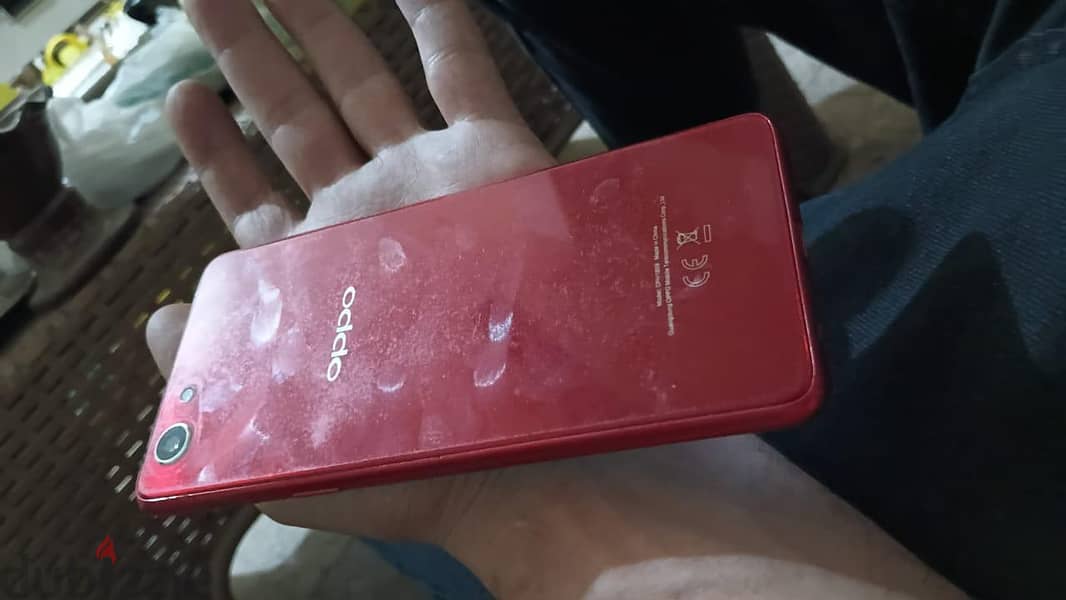OPPO F7 1