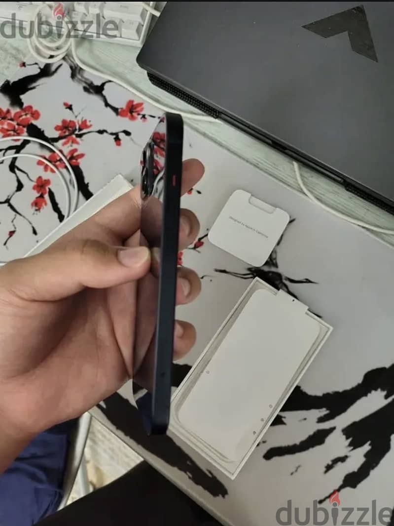 Apple - iPhone 13 5