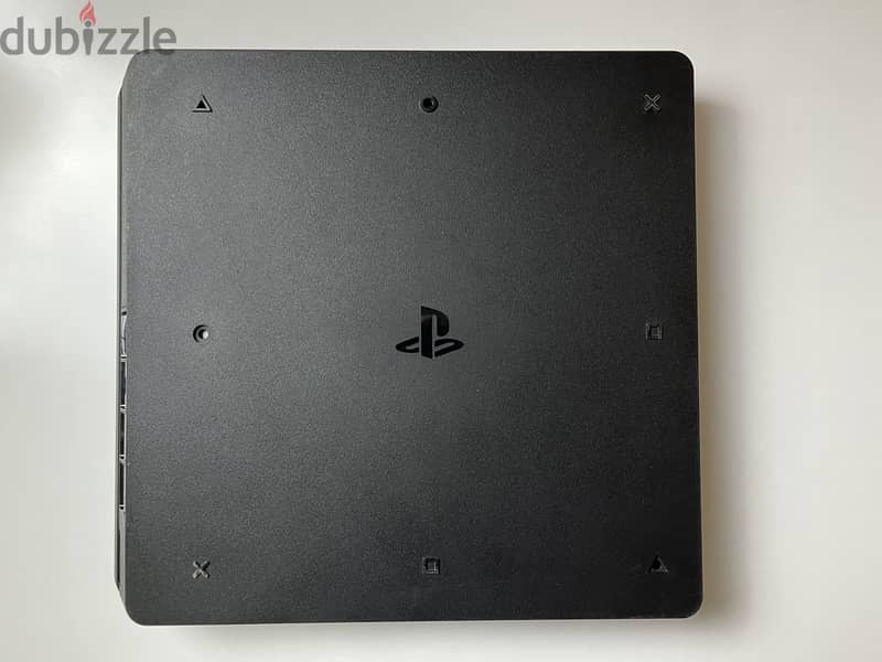 PlayStation 4 slim with CD’s bundle 2