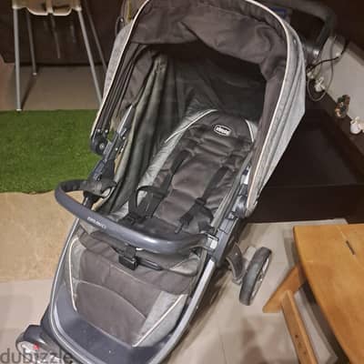 Chicco stroller- عربية أطفال حالة ممتازة