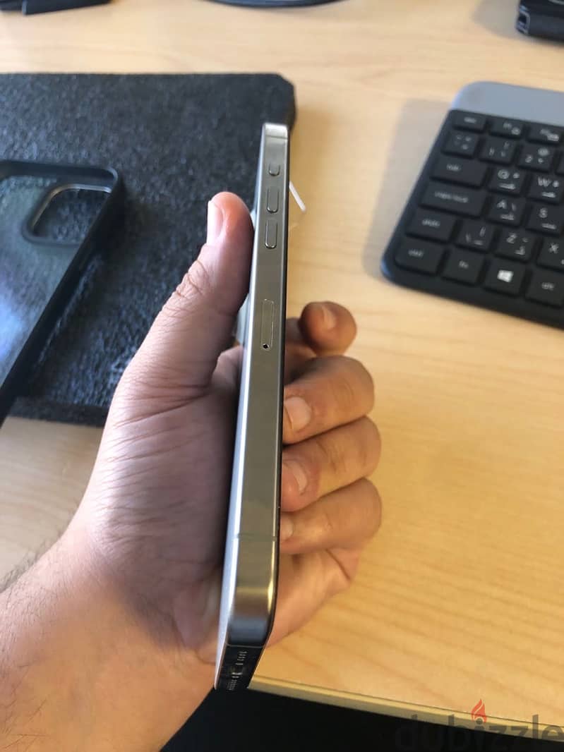 Apple - iPhone 15 Pro Max 2