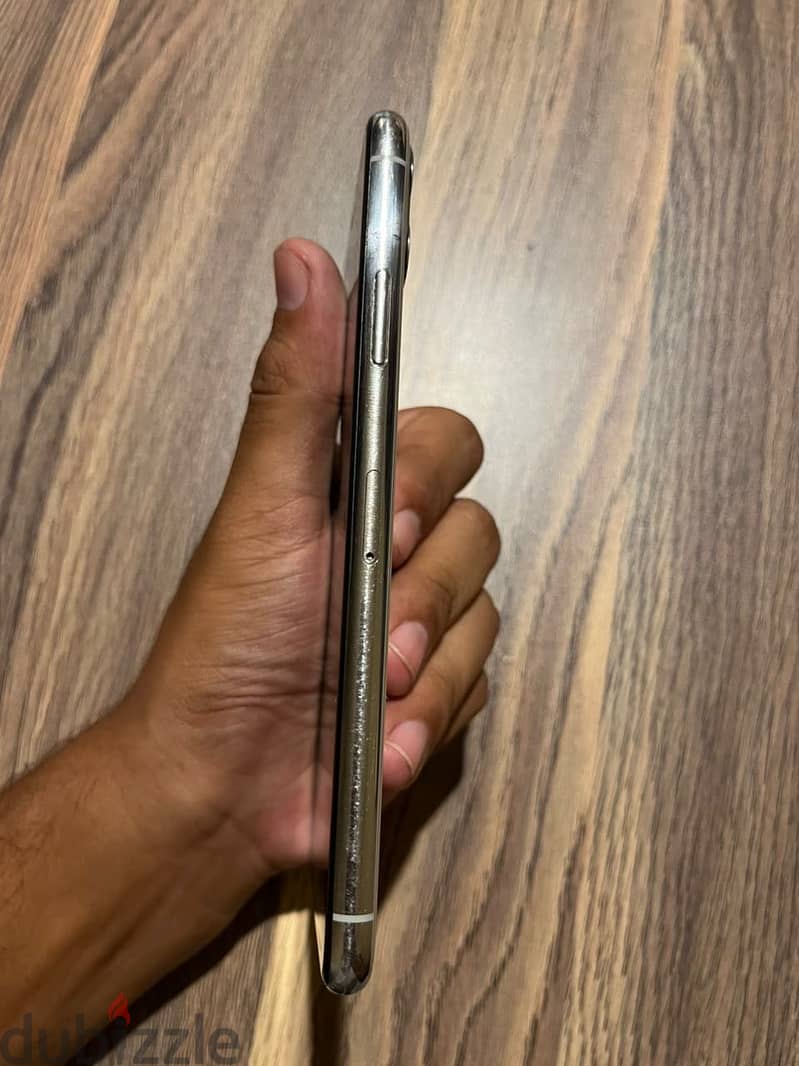 Apple - iPhone 11 Pro Max 1