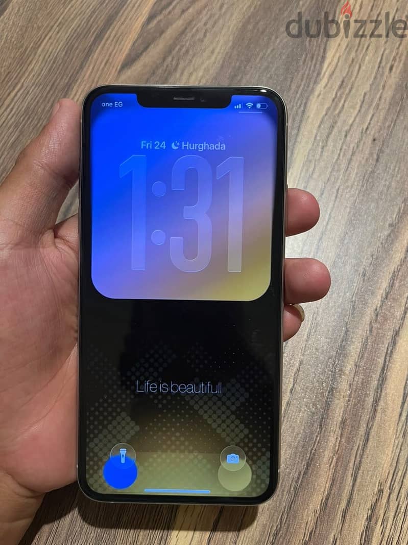 Apple - iPhone 11 Pro Max 3