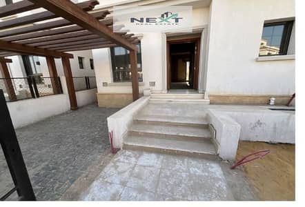 Townhouse Villa 213 sqm Double View Near Green River | Ready to Move