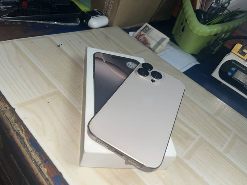 Apple - iPhone 16 Pro Max 5