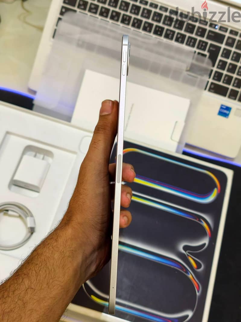 Ipad pro 11 inch M5 3