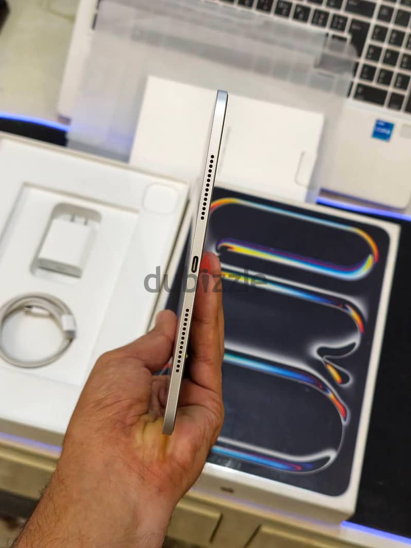 Ipad pro 11 inch M5 4